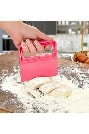 PLASTLİFE KP-113 ( SAPLI ) HAMUR KESİCİ & KAZIYICI PLASTİK SPATULA*84